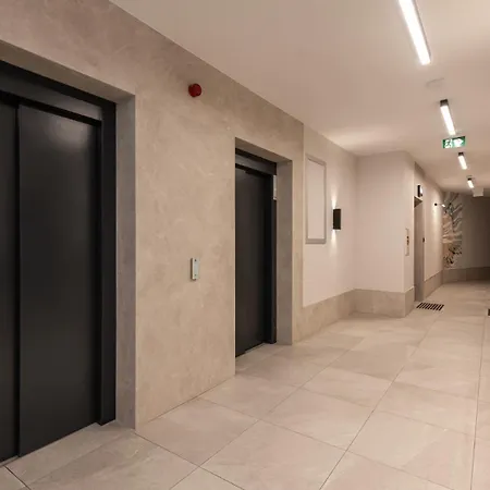 Apartament Flatbook - Near Marina św Piotra