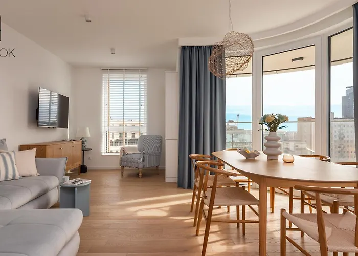 Flatbook - Near Marina św Piotra